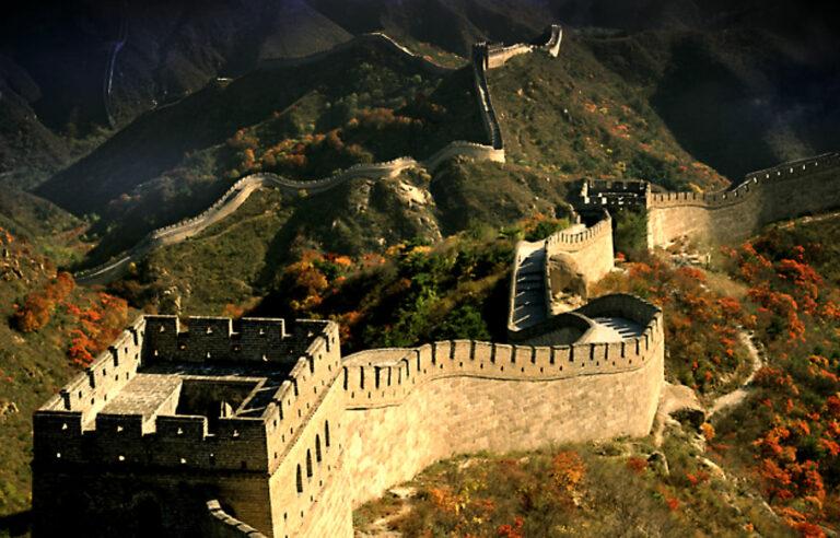 Grande Muraille de Chine - Site du patrimoine mondial de l'UNESCO à l’ouest du District de Mutianyu à Pékin (Beijing) en Chine d’Asie central