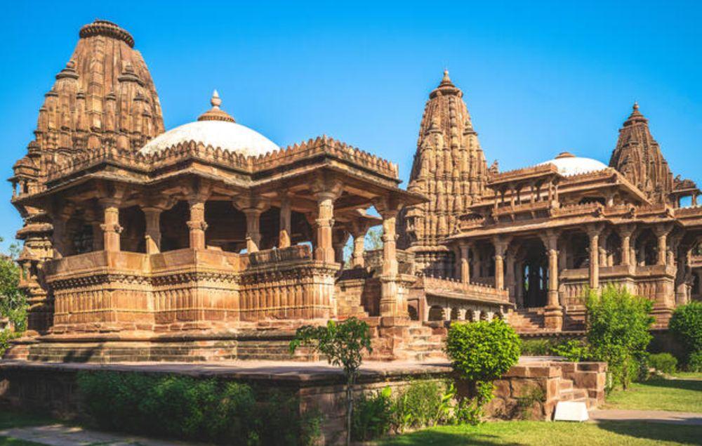 Temples de jardin Mandore dans la ville bleue - Jodhpur - Inde